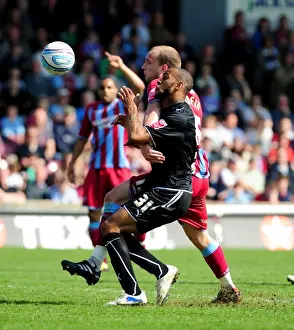 Battling for Supremacy: Haynes vs. Mirfin in the Championship Clash between Scunthorpe and Bristol City (17/04/2010)