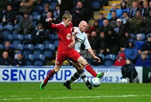 Images Dated 5th February 2011: Battling for Supremacy: Preston North End vs. Bristol City, Championship Clash, 05/02/2011