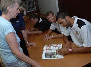 Images Dated 27th July 2008: Behind-the-Scenes: 2008-09 Bristol City FC First Team Open Day