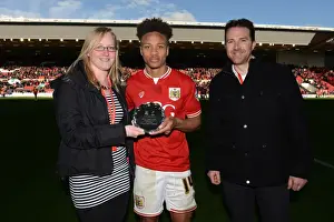 Framed Print : Bobby Reid's Brilliant Performance: Man of the Match for Bristol City against Sheffield Wednesday (09 / 04 / 2016) Framed Print : Bobby Reid's Brilliant Performance: Man of the Match for Bristol City against Sheffield Wednesday (09 / 04 / 2016)