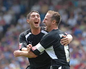 <b class=qtipBold><figcaption>Bradley Orr Louis Carey</figcaption></b><br><br><em>© Bristol City - All Rights Reserved</em> Bradley Orr Louis Carey