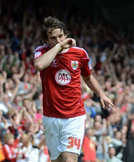 Images Dated 7th May 2011: Brett Pitman's Double: Champion Moment - Bristol City's Thrilling Victory over Hull City