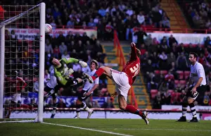 Brett Pitman's Last-Minute Drama: A Heart-Stopping Equalizer for Bristol City Against Preston North End, Championship Football, 2010