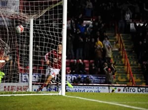 Images Dated 11th December 2010: Brett Pitman's Thrilling Goal Celebration: Championship Showdown between Bristol City
