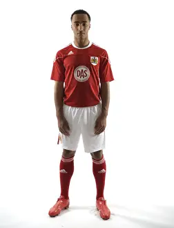 Bristol Academy Flyers in New Kit: Jordan Ranklin in Action at SGS Wise Campus
