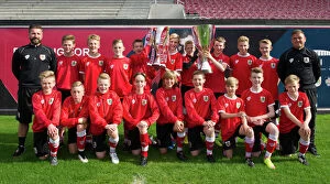 Bristol City Academy Day 1 Collection: Bristol City Academy: Double Trophy Victory Celebration (Johnstones Paint and Sky Bet League One)