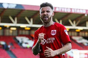 Bristol City Celebrate 3-2 Win Over Barnsley, Sky Bet Championship 2017