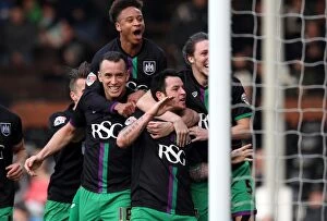 Images Dated 12th March 2016: Bristol City Celebrate Lee Tomlins Winning Goal vs Fulham, March 12, 2016