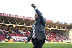 Bristol City Claim Championship Victory Over Wolverhampton Wanderers: Lee Johnson's Emotional Celebration