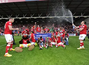 Bristol City Clinches League One Title with Thrilling 8-2 Victory over Walsall