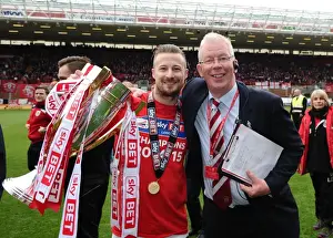 Bristol City: Double Victory Celebration - Wade Elliott Lifts Sky Bet League One and JPT Trophies (3 May 2015)