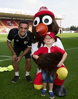 Bristol City Fans in Full Swing: Sky Bet League One Clash Against Scunthorpe United (September 2014)