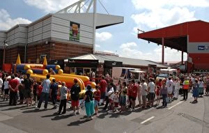 Images Dated 27th July 2008: Bristol City FC: 08-09 Season Preview - Open Day with the First Team