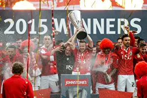Season 14/15 JPT Final Prints: Bristol City FC Celebrate Johnstones Paint Trophy Victory over Walsall (2015)