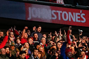 Images Dated 22nd March 2015: Bristol City FC Celebrates 2-0 Win and Football League Trophy Victory at Wembley Stadium
