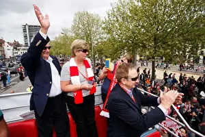 Bristol City FC: Double Championship Victory - Steve Lansdown and Maggie's Triumphant Parade