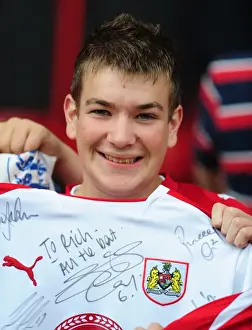 Bristol City FC First Team Open Day 09-10: A Peek into the Season