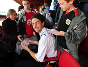 Framed Print : Bristol City FC First Team Open Day 09-10: Behind the Scenes with the Squad Framed Print : Bristol City FC First Team Open Day 09-10: Behind the Scenes with the Squad