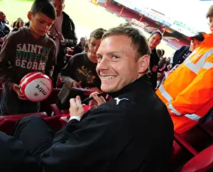 Framed Print : Bristol City FC First Team Open Day 09-10: Behind the Scenes with the Squad