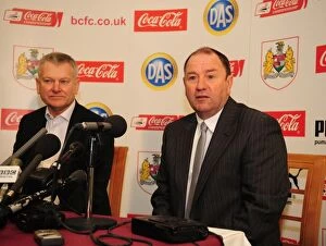 Images Dated 18th March 2010: Bristol City FC: Gary Johnson Bids Farewell to Steve Lansdown - March 18, 2010