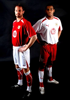 New Kit Prints: Bristol City FC: New Kit Reveal - Team Portraits