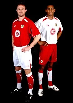 Images Dated 24th April 2008: Bristol City FC: New Kit Unveiling - Team Portraits