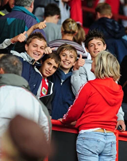 Images Dated 19th July 2009: Bristol City FC Open Day 09-10: Meeting the First Team