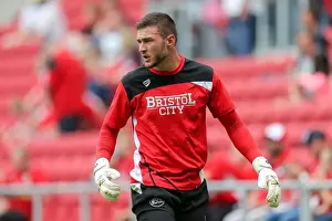 Bristol City V Portsmouth Prints: Bristol City FC: Pre-Season Training - Richard O'Donnell Gears Up at Ashton Gate