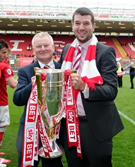 Bristol City FC: Steve and Jon Lansdown Hold the Sky Bet League One Trophy (03.05.2015)