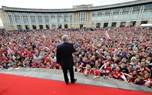 City Of Bristol Prints: Bristol City FC: Steve Lansdown Addresses Thousands at Celebration Tour (Joe Meredith/JMP)