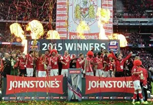 Images Dated 22nd March 2015: Bristol City FC: Triumph at Wembley - Johnstone's Paint Trophy Victory