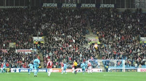 Images Dated 1st November 2007: Bristol City FC: Unity of the Fans