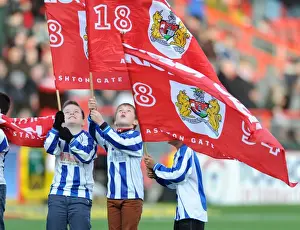 Bristol City V Notts County Prints: Bristol City FC vs Notts County: Guard of Honor at Ashton Gate