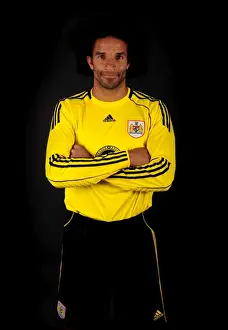 Framed Print : Bristol City FC Welcomes New Signing and England Legend David James to the Team