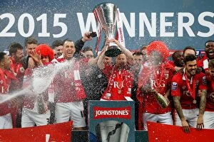 Images Dated 22nd March 2015: Bristol City FC Wins Johnstones Paint Trophy: 2-0 Victory over Walsall at Wembley Stadium