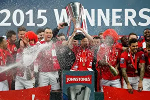 Bristol City FC Wins Johnstones Paint Trophy: 2-0 Victory over Walsall at Wembley Stadium