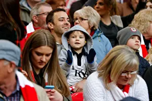 Bristol City FC's Glory at Wembley: Triumphant Moment with Fans - Johnstones Paint Trophy Victory over Walsall