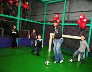 City Redz Christmas Party At Jump Prints: Bristol City First Team: 09-10 - City Redz Christmas Party at Jump
