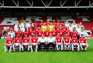 Team Photo 09-10 Collection: Bristol City First Team: 09-10 Unified Season Photo - Team Image