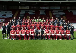 Framed Print : Bristol City First Team: 2011-2012 - Season Eleven-Twelve Team Photo