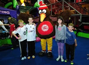 Images Dated 19th December 2011: Bristol City First Team: Holiday Cheer at the Cty Redz Christmas Party (Season 11-12)
