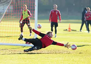 Training 20-01-11 Prints: Bristol City First Team: January Training 20-01-11 - Gearing Up for Season 10-11