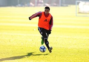 Training 20-01-11 Collection: Bristol City First Team: January Training 20-01-11 - Gearing Up for Season 10-11
