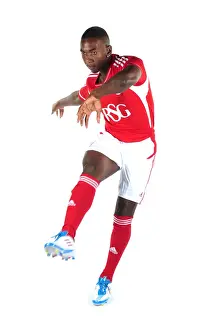 New Kit Shoot Prints: Bristol City First Team: New Kit Unveiled for Season 11-12