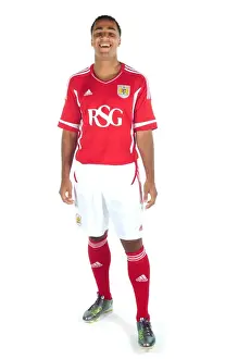 New Kit Shoot Prints: Bristol City First Team: New Kits Unveiled for Season 11-12