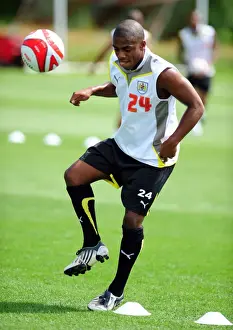Pre-Season Training Prints: Bristol City First Team: Pre-Season Training 09-10 - Gearing Up for the New Season