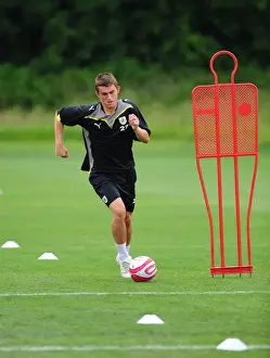 Pre-Season Training Prints: Bristol City First Team: Pre-Season Training 09-10 - Gearing Up for the New Season