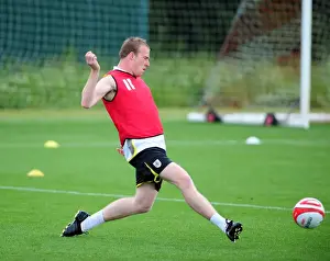 Pre-Season Training Prints: Bristol City First Team: Pre-Season Training 09-10 - Gearing Up for the New Season