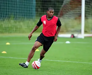 Pre-Season Training Prints: Bristol City First Team: Pre-Season Training 09-10 - Gearing Up for the New Season