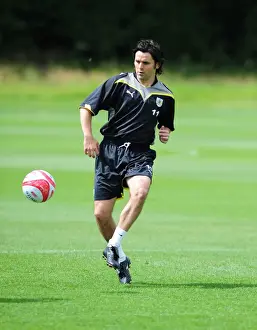 Framed Print : Bristol City First Team: Pre-Season Training 09-10 - Gearing Up for the New Season Framed Print : Bristol City First Team: Pre-Season Training 09-10 - Gearing Up for the New Season